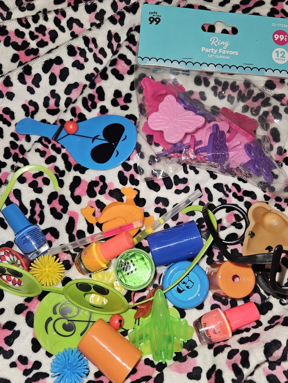 Party Favor Set - Pink & Purple Butterfly Rings (Kids Toys)